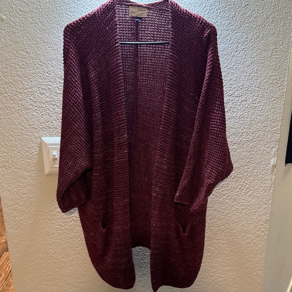 Universal Thread Burgundy Half Sleeve Knit Cardigan With Pockets